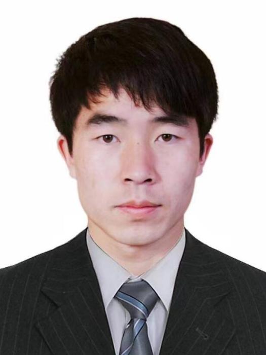 袁航(貴州省六盤水市六枝特區電子商務發展服務中心主任) 袁航(貴州省六盤水市六枝特區電子商務發展服務中心主任)