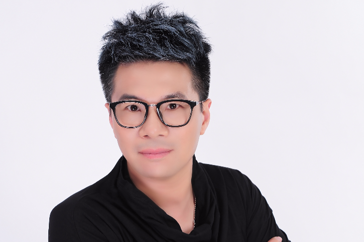 孫家山(中國內地歌手、音樂人、製作人) 孫家山(中國內地歌手、音樂人、製作人)