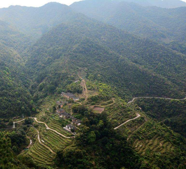 牛皮寨村(雲南省紅河州金平縣大寨鄉白沙坡村轄自然村) 牛皮寨村(雲南省紅河州金平縣大寨鄉白沙坡村轄自然村)