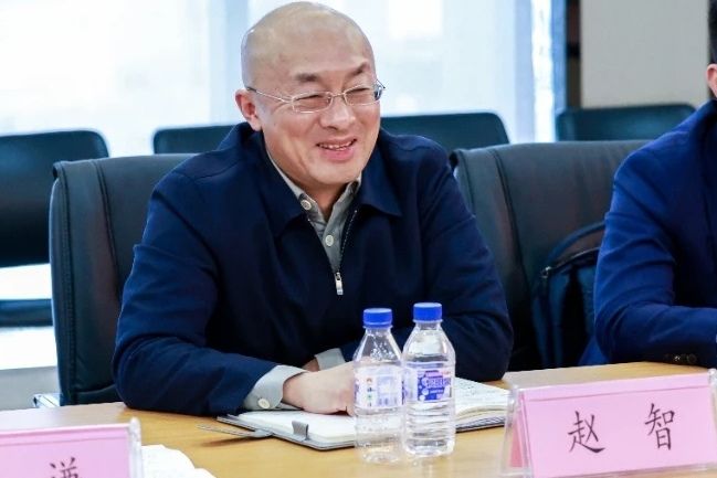 趙智(大連股權交易中心股份有限公司董事長) 趙智(大連股權交易中心股份有限公司董事長)