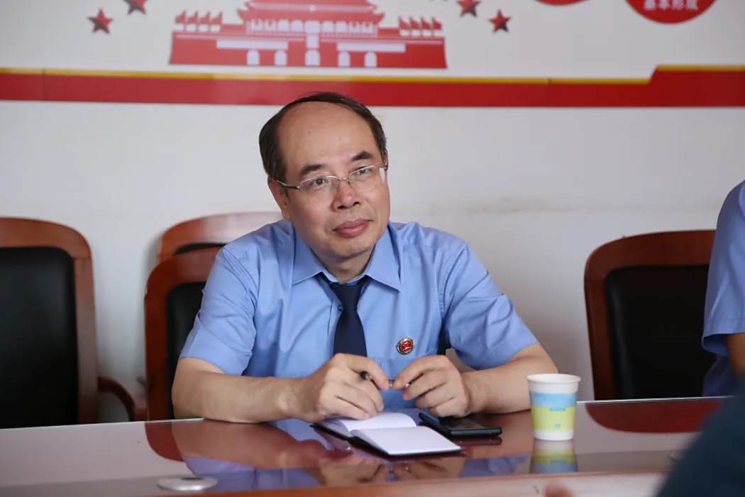 胡明生(山西省交城縣人民檢察院黨組成員、副檢察長) 胡明生(山西省交城縣人民檢察院黨組成員、副檢察長)