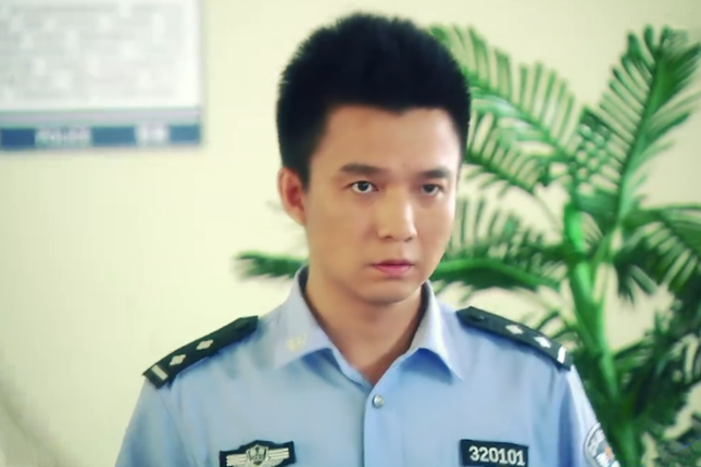 林偉(涉案劇《非常搭檔》中的角色) 林偉(涉案劇《非常搭檔》中的角色)