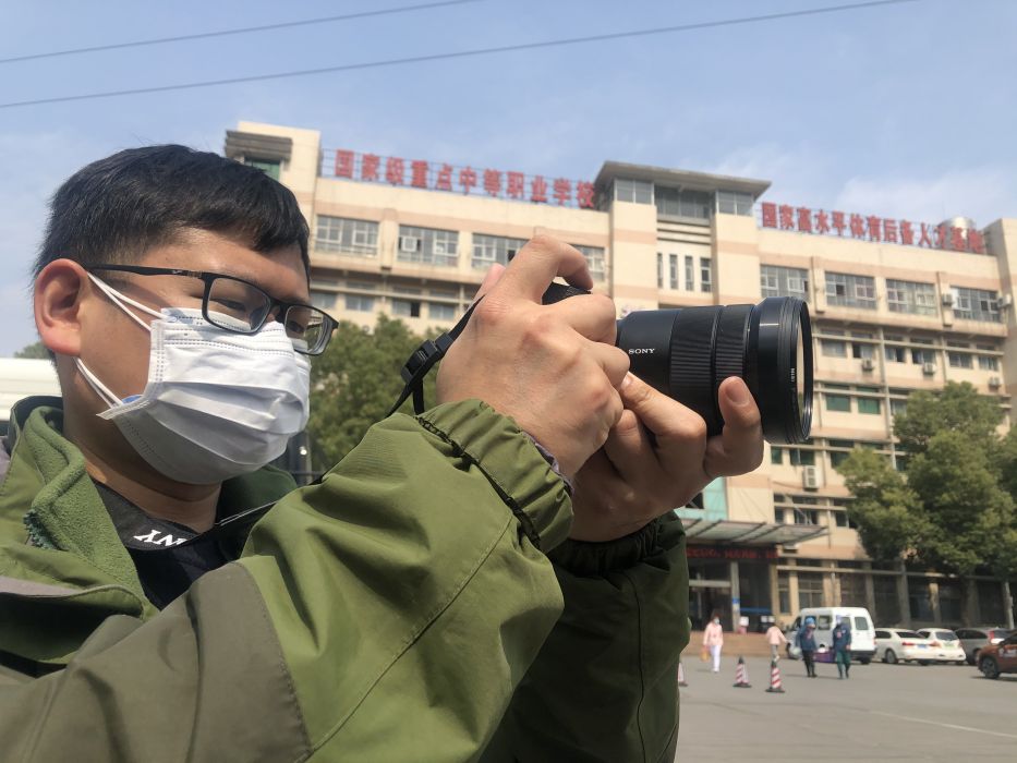 張賀(寧夏日報報業集團全媒體時政新聞頻道記者) 張賀(寧夏日報報業集團全媒體時政新聞頻道記者)