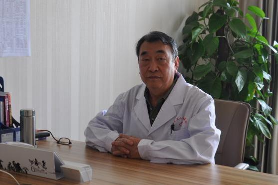張華彪(失眠抑鬱專科主任) 張華彪(失眠抑鬱專科主任)