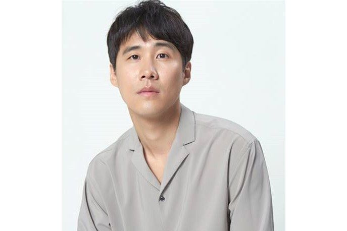 羅哲(韓國男演員) 羅哲(韓國男演員)