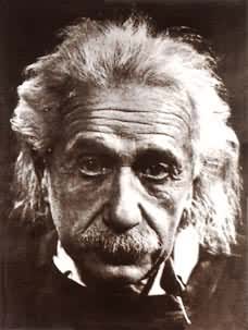 愛因斯坦建立了狹義相對論