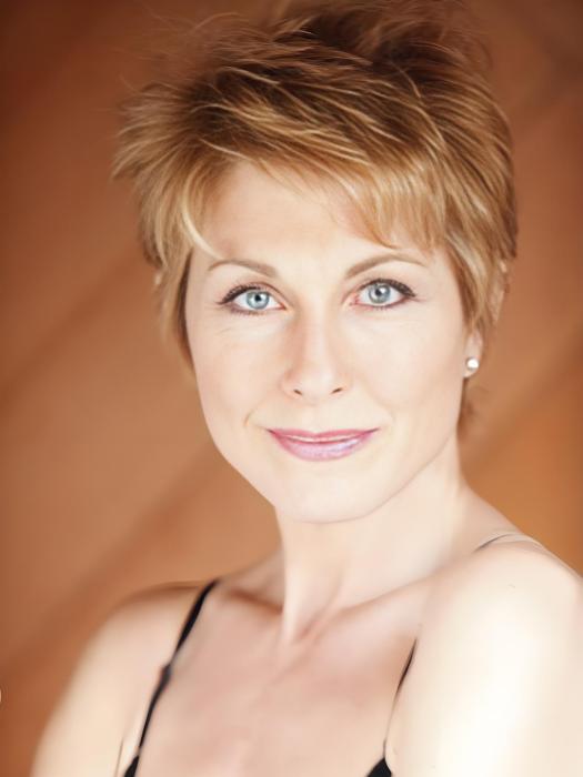 Angela Nicholas Angela Nicholas