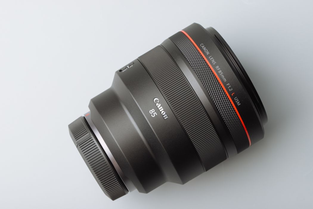 佳能RF 85mm f/1.8 佳能RF 85mm f/1.8