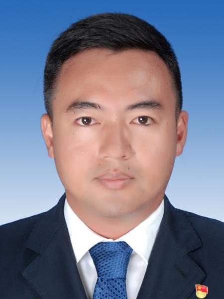 何斌(雲南省德宏傣族景頗族自治州隴川產業園區黨工委副書記) 何斌(雲南省德宏傣族景頗族自治州隴川產業園區黨工委副書記)