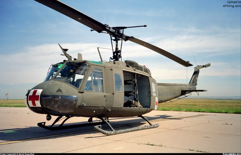 UH-1V是專用的醫療後送直升機