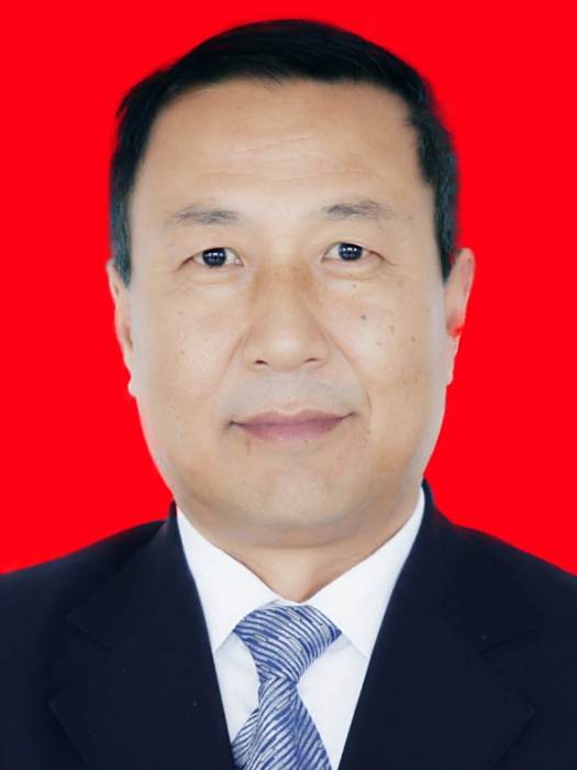 於雷(寧夏回族自治區固原市涇源縣人大常委會黨組副書記、副主任) 於雷(寧夏回族自治區固原市涇源縣人大常委會黨組副書記、副主任)