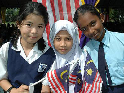 馬來西亞三大族裔：華裔、巫裔、印裔