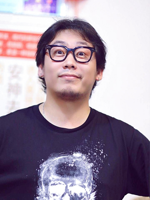 大飛(摩登兄弟組合成員) 大飛(摩登兄弟組合成員)