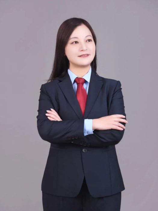 王紅霞(太原市行知宏實驗中學董事長) 王紅霞(太原市行知宏實驗中學董事長)
