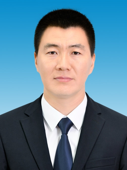 白豹(內蒙古自治區阿拉善盟阿拉善左旗政府原副旗長) 白豹(內蒙古自治區阿拉善盟阿拉善左旗政府原副旗長)