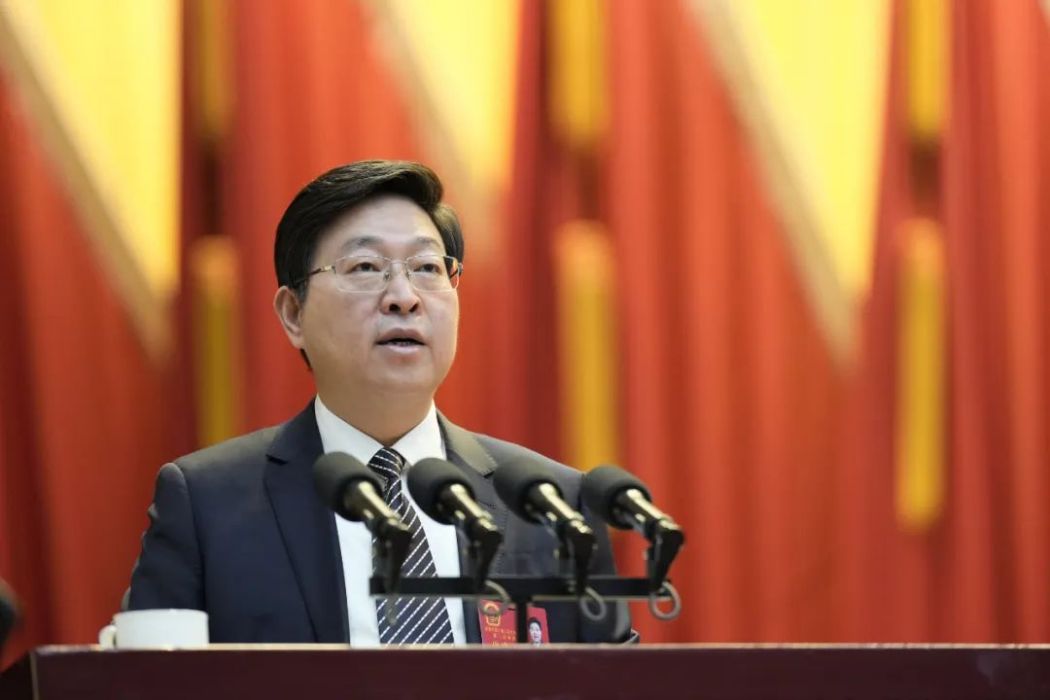 馬宏偉(新鄭市委書記,市人武部黨委第一書記) 馬宏偉(新鄭市委書記,市人武部黨委第一書記)