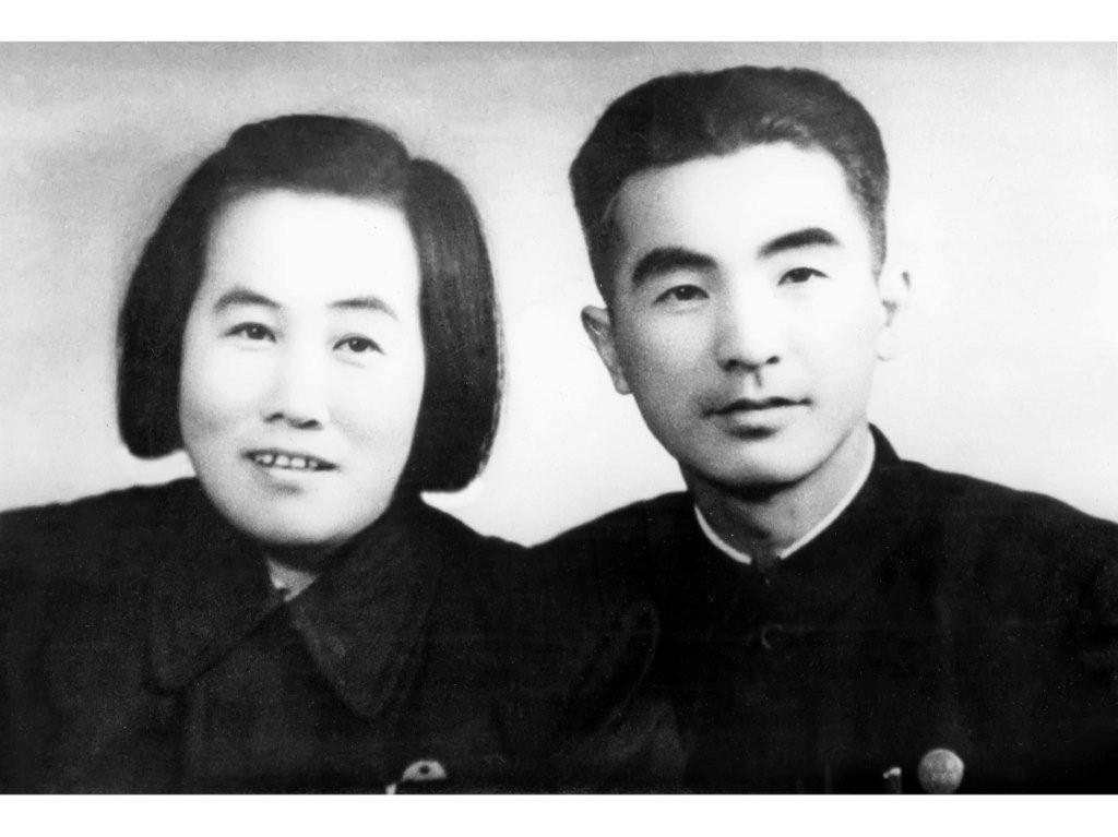 趙揚與妻子50年代在杭州的合影