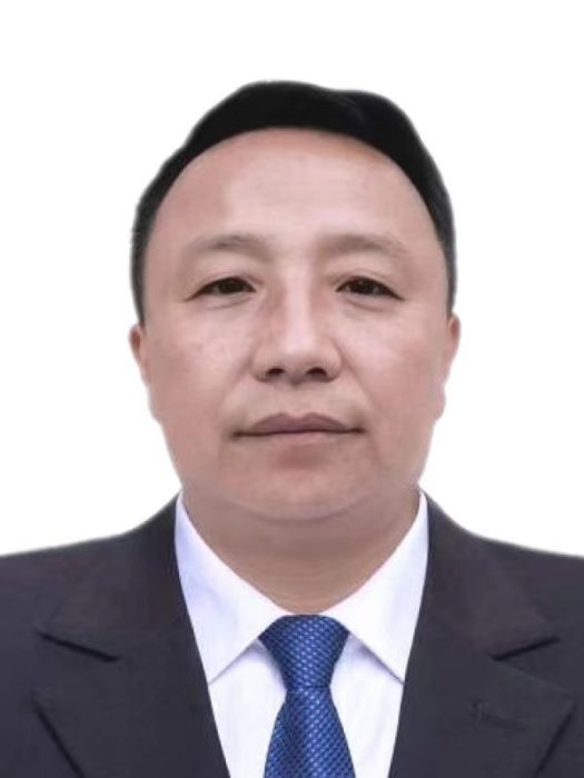 王志勇(青海省第十四屆人大代表,西寧長豐集團物貿有限公司董事長) 王志勇(青海省第十四屆人大代表,西寧長豐集團物貿有限公司董事長)