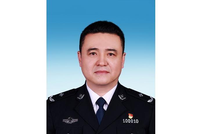 董恩武 董恩武