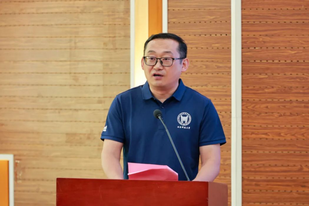 董亮(北京科技大學天津學院黨委副書記) 董亮(北京科技大學天津學院黨委副書記)