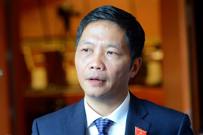 陳俊英(原越南共產黨中央政治局委員,越共中央經濟部部長) 陳俊英(原越南共產黨中央政治局委員,越共中央經濟部部長)