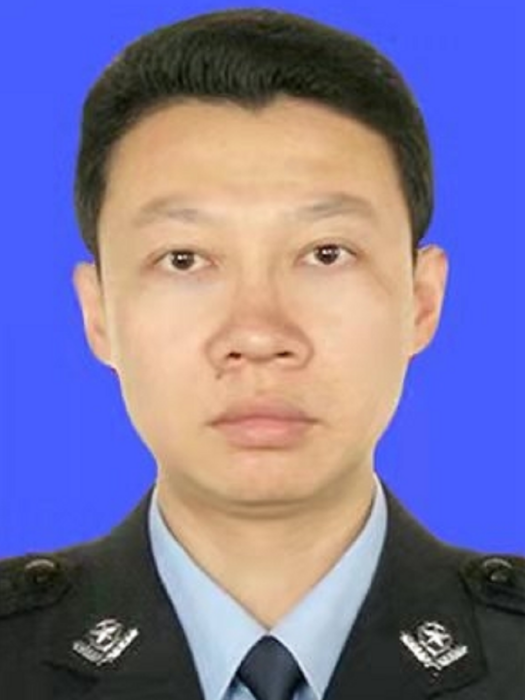楊磊(河北省衡水市故城縣委常委,政法委書記,政府副縣長,公安局黨委書記、局長) 楊磊(河北省衡水市故城縣委常委,政法委書記,政府副縣長,公安局黨委書記、局長)