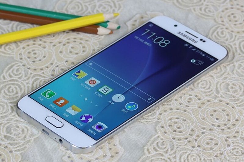 三星Galaxy A8 三星Galaxy A8