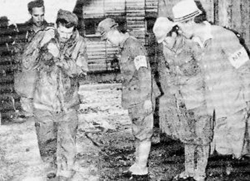 日軍投降後美英戰俘離開瀋陽戰俘營