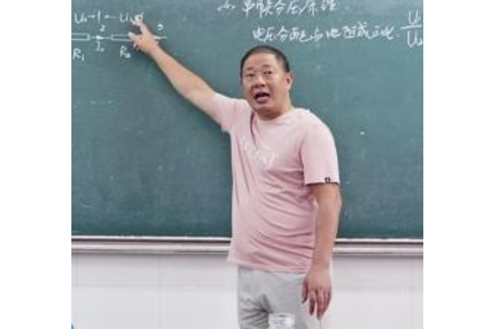 張桂華(浙江省台州市寧溪中學教師) 張桂華(浙江省台州市寧溪中學教師)