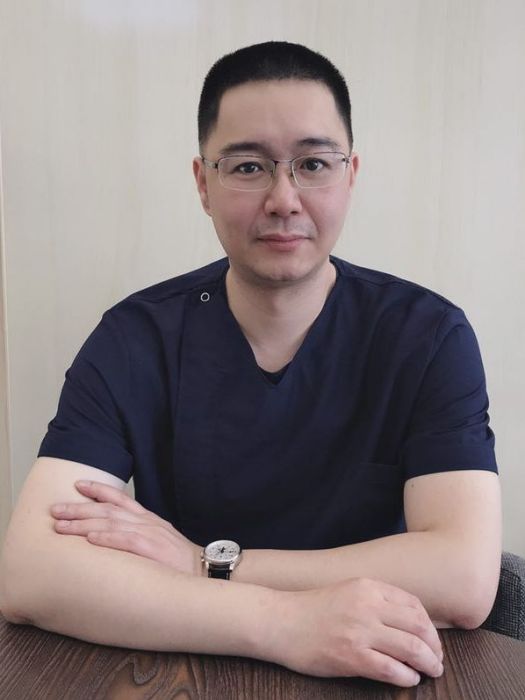 龍宇軒(撫州贊育堂中醫醫院口腔科主任) 龍宇軒(撫州贊育堂中醫醫院口腔科主任)