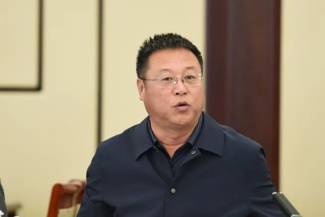 孫廣亮(北京市人大代表,北京市房山區蒲窪鄉東村黨支部書記、村委會主任、經濟合作社社長) 孫廣亮(北京市人大代表,北京市房山區蒲窪鄉東村黨支部書記、村委會主任、經濟合作社社長)