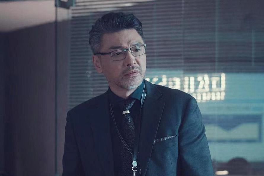 厲致誠(職場情感劇《輸贏》中的角色) 厲致誠(職場情感劇《輸贏》中的角色)