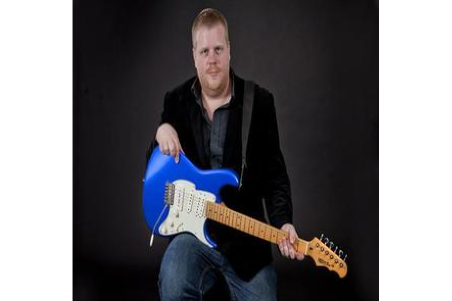 Danny Bryant Danny Bryant