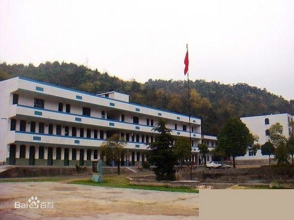 亮源中學 亮源中學