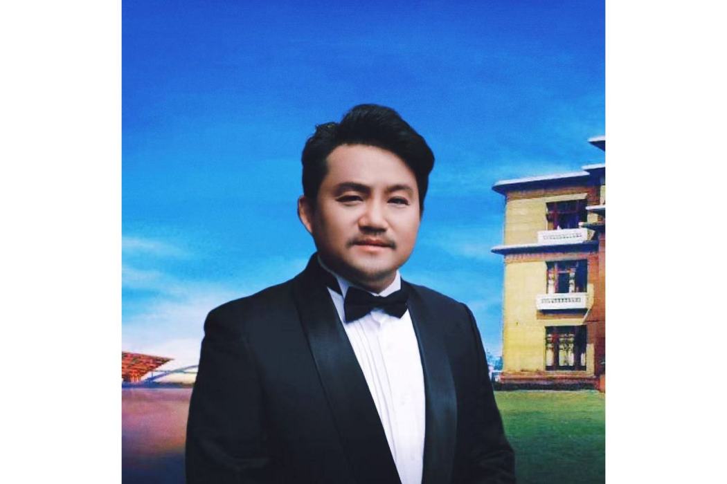 張磊(上海歌劇院男中音歌唱家)