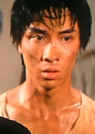 人嚇鬼