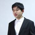柳立(漫畫家,中國冷暖文化學創建人,冷暖文化創始人,冷暖文化蘇州研究所創辦人,《我是演說家3》節目演講者) 柳立(漫畫家,中國冷暖文化學創建人,冷暖文化創始人,冷暖文化蘇州研究所創辦人,《我是演說家3》節目演講者)