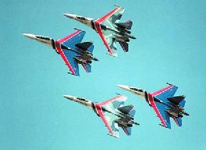 “俄羅斯勇士”飛行表演隊