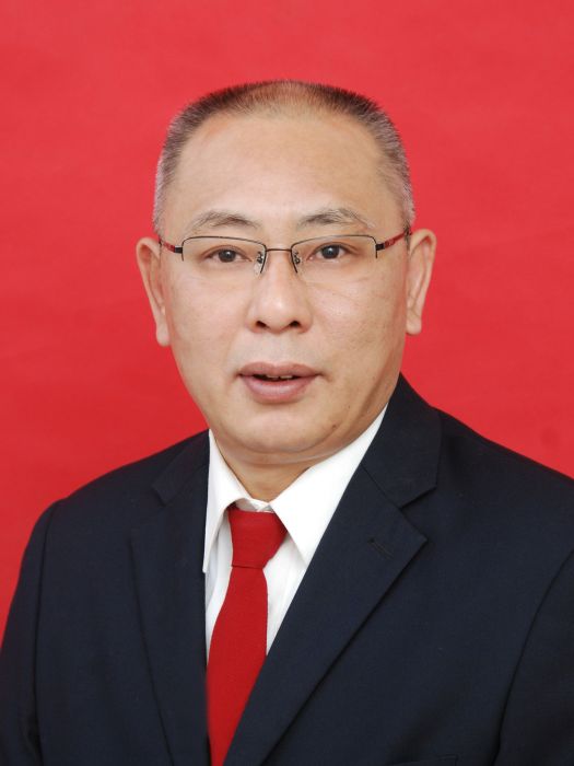 張新華(夷陵區衛生健康局黨組成員,夷陵區疾病預防控制中心黨支部書記、中心主任) 張新華(夷陵區衛生健康局黨組成員,夷陵區疾病預防控制中心黨支部書記、中心主任)