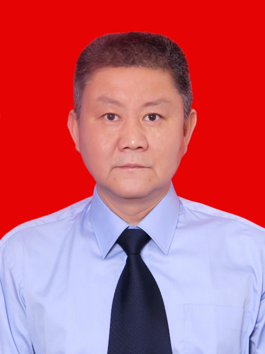 王挺(舟山市岱山縣財政局副局長、黨組成員) 王挺(舟山市岱山縣財政局副局長、黨組成員)