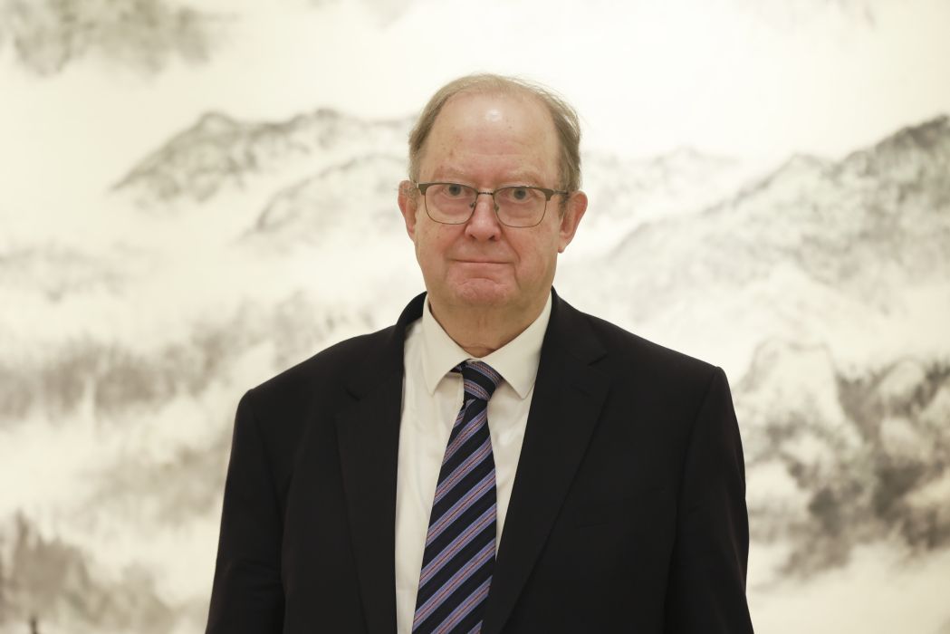 羅思義(英國作家,中國人民大學重陽金融研究院高級研究員) 羅思義(英國作家,中國人民大學重陽金融研究院高級研究員)