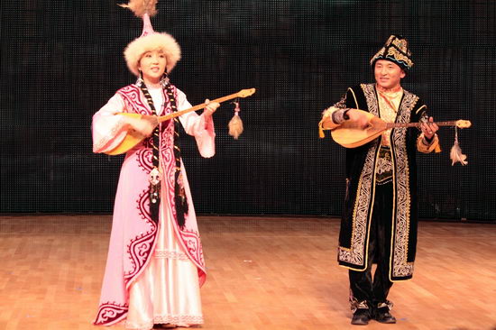 哈薩克族民歌