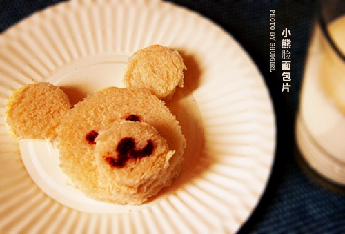 小熊臉造型麵包片