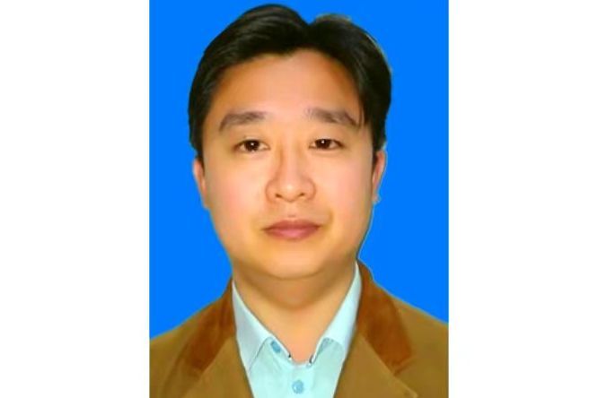 張昭(山西師範大學馬克思主義學院副教授) 張昭(山西師範大學馬克思主義學院副教授)