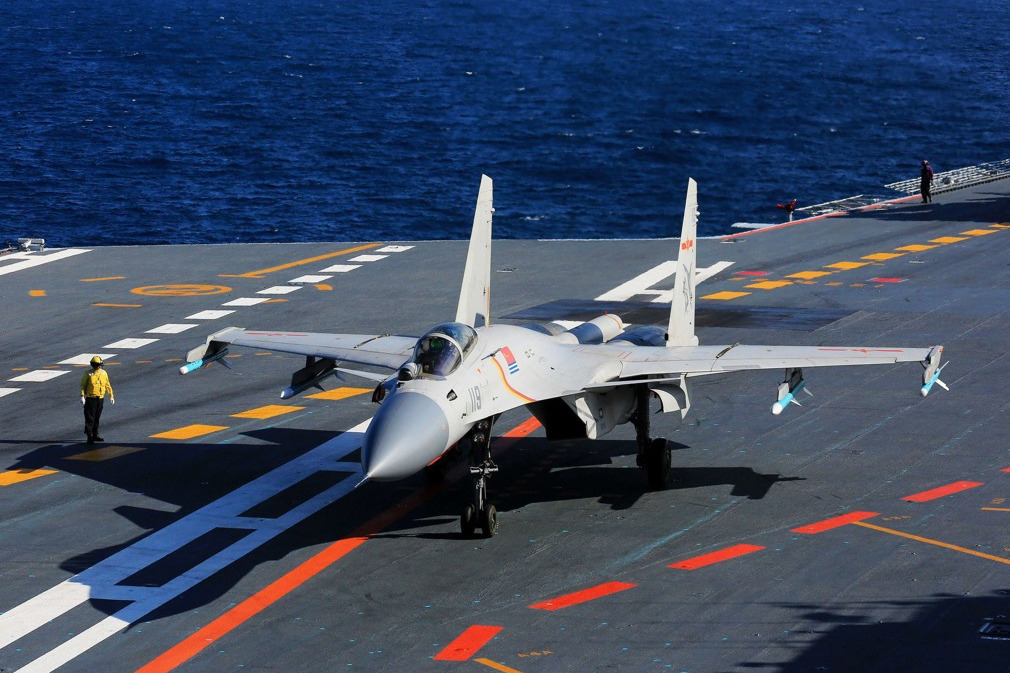 殲-15B 殲-15B