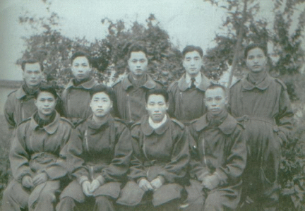 中國空軍飛行員，前排左二即王漢勛