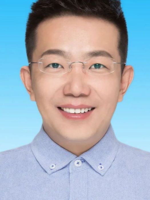 高平(內蒙古曲藝家協會副主席) 高平(內蒙古曲藝家協會副主席)