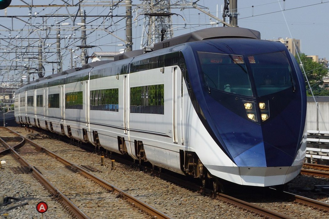 SKYLINER SKYLINER
