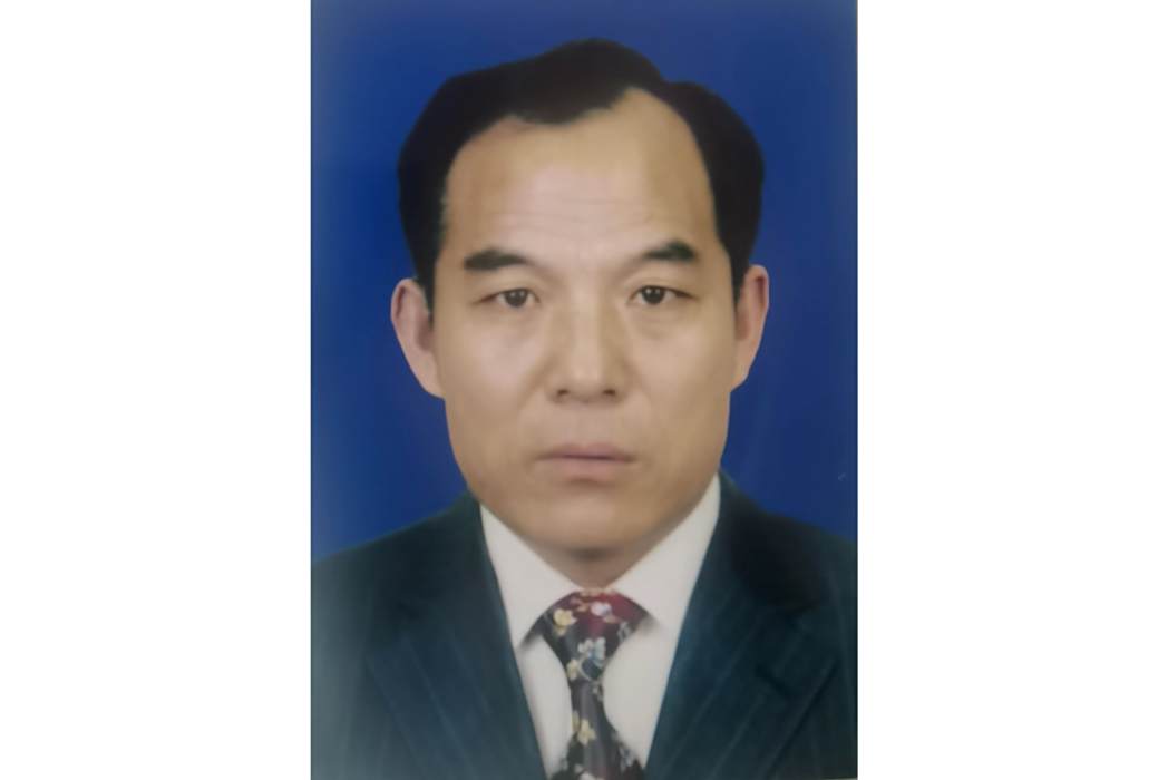 任秀峰(知名辭賦作家、中國辭賦家協會理事、中華詩詞學會會員) 任秀峰(知名辭賦作家、中國辭賦家協會理事、中華詩詞學會會員)