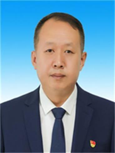 李洪彪(內蒙古自治區呼倫貝爾市根河市委常委、市委辦公室主任) 李洪彪(內蒙古自治區呼倫貝爾市根河市委常委、市委辦公室主任)